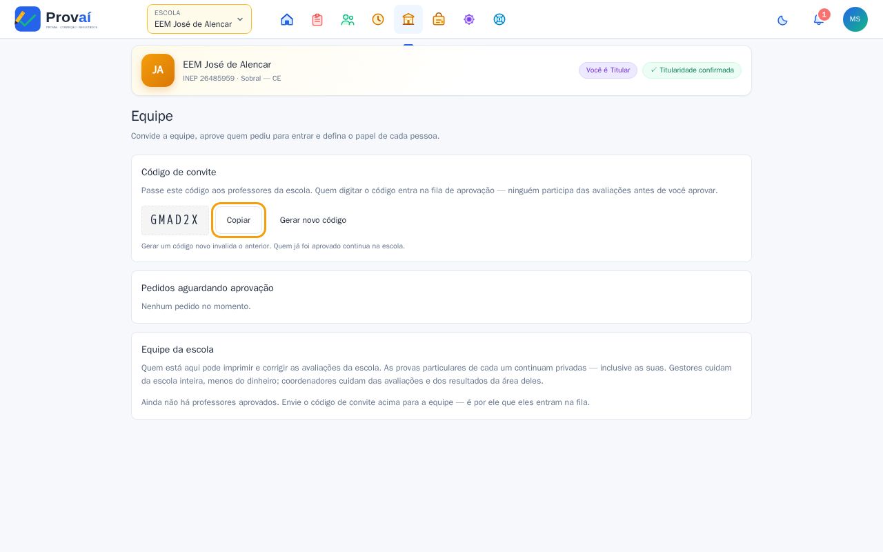 Aba Código de convite com o código da escola e o botão Copiar
